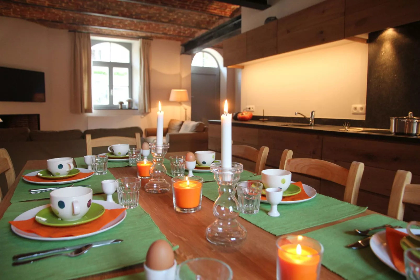 En Face du Château-Dining room