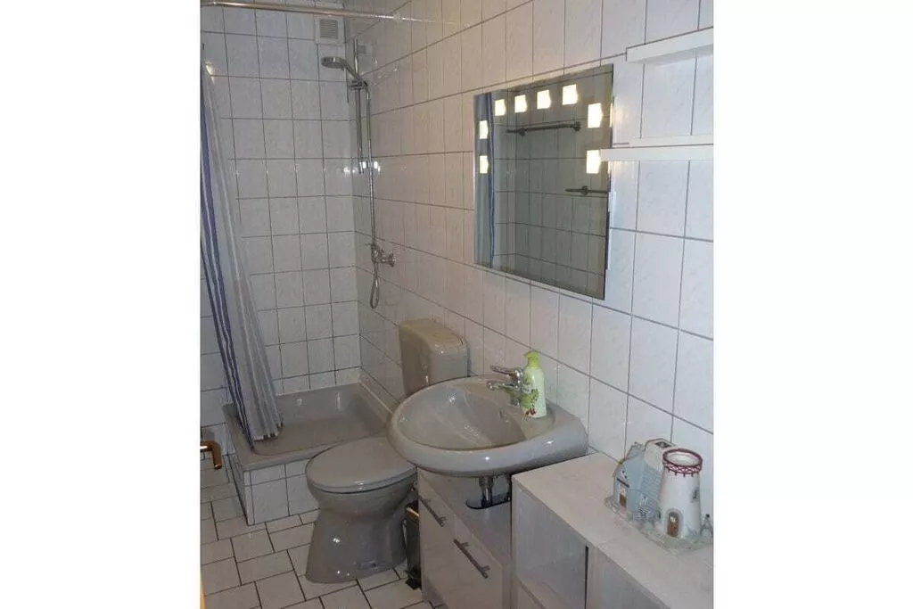 297466-Nicht getaggt