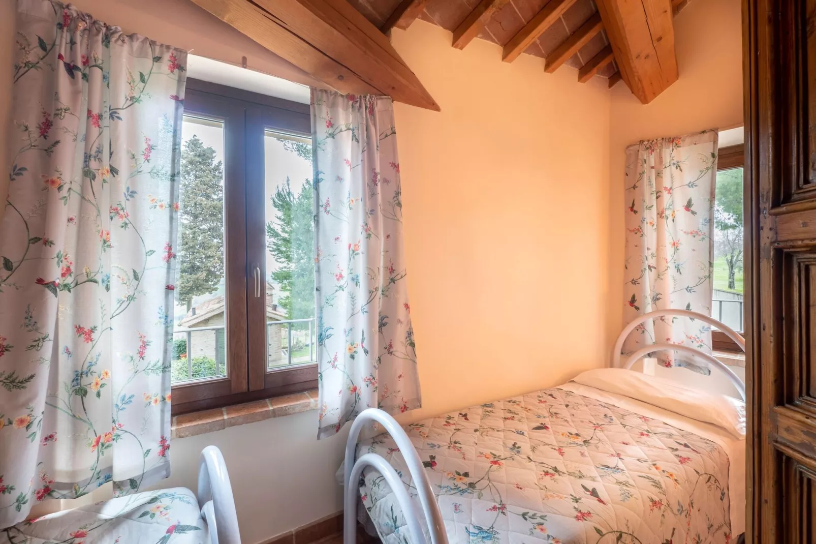Ortensia&Tulipano-Bedroom