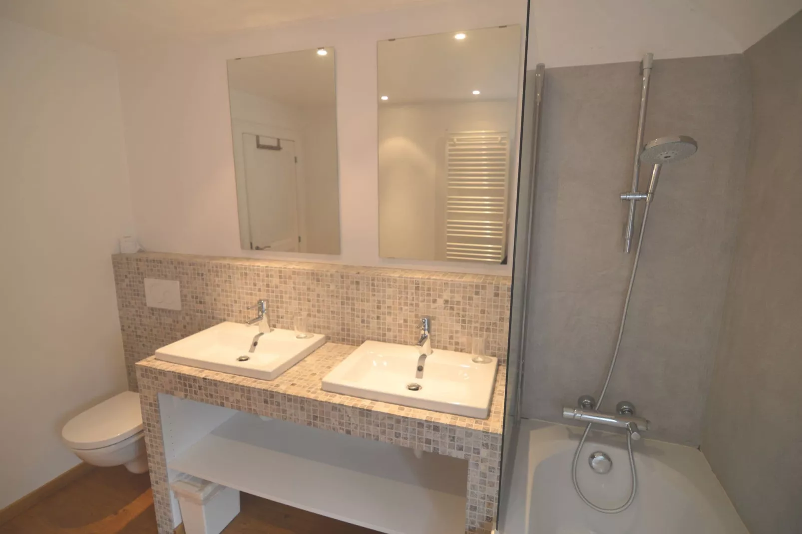 Le Vieux Tilleul du Château-Bathroom