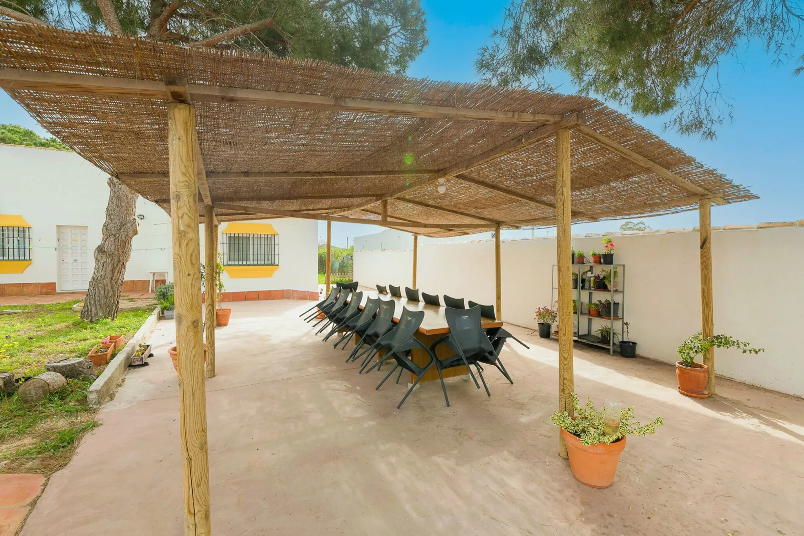 El Coto-Terrace balcony