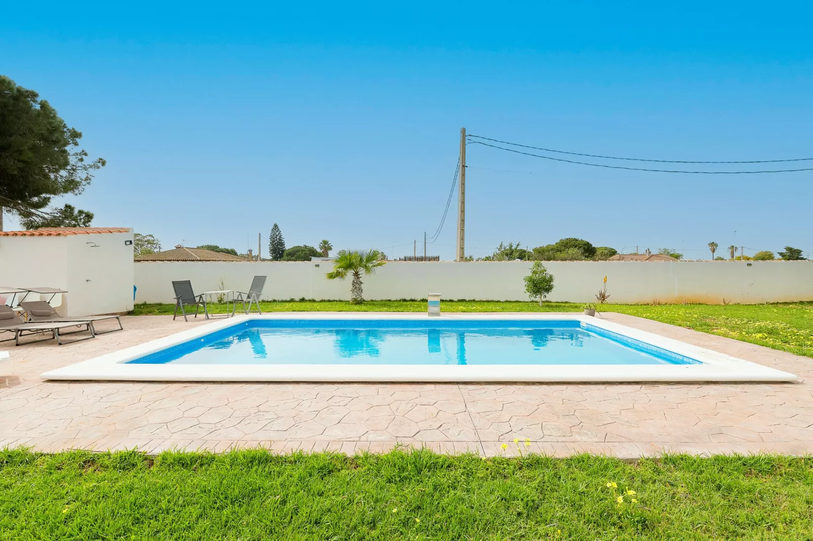El Coto-Pool