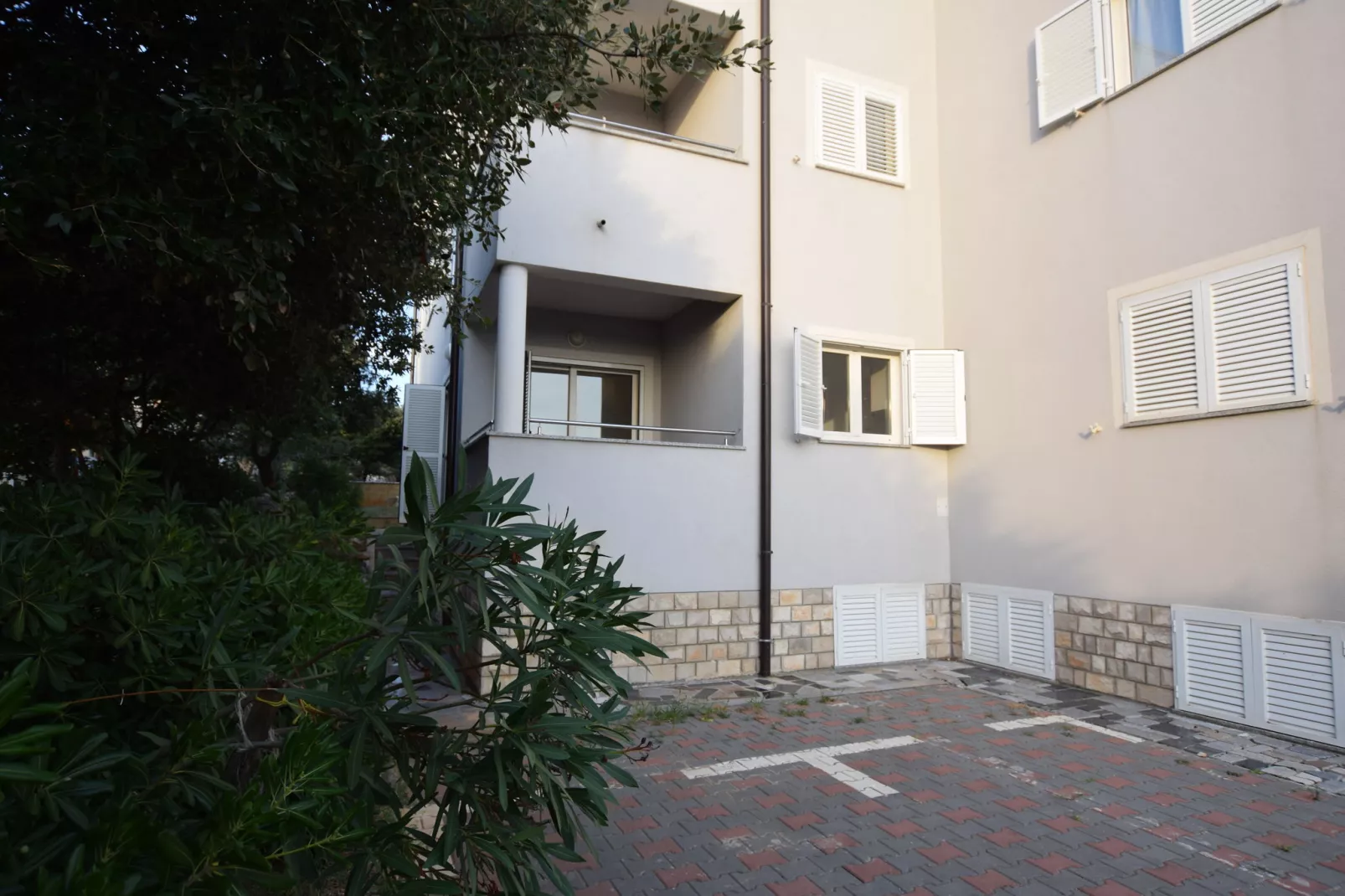 Apartment VIVA-Exterior summer