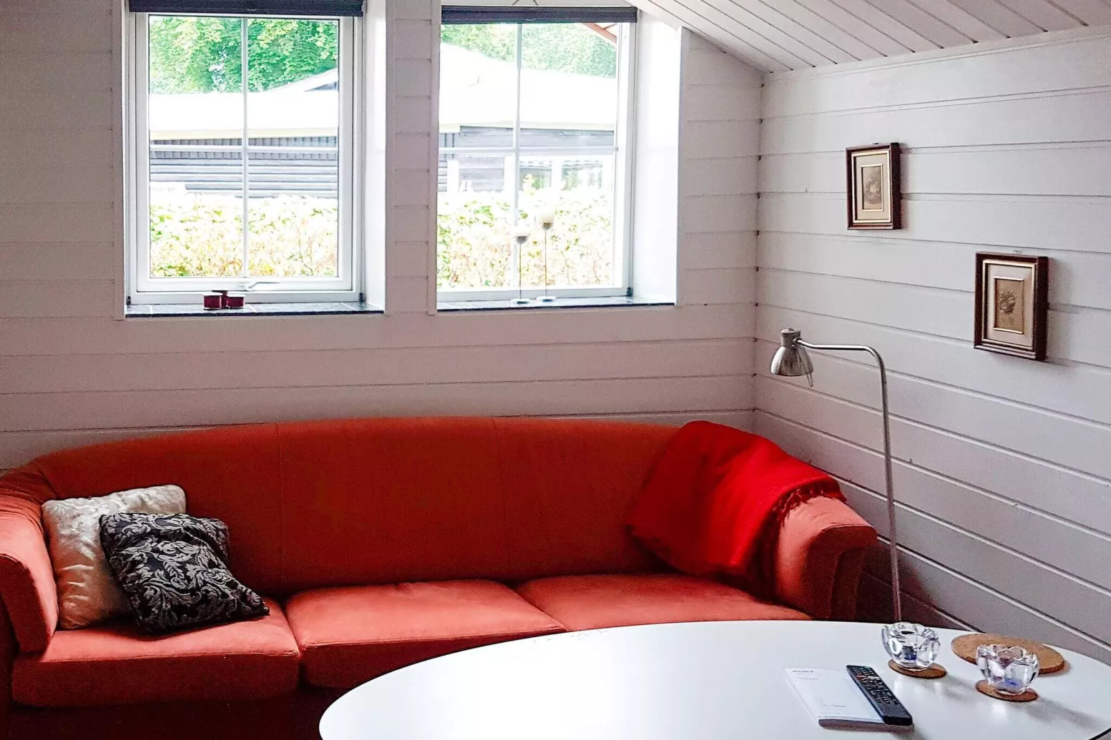 Enchanting Cottage with Whirlpool-By Traum-Indoor