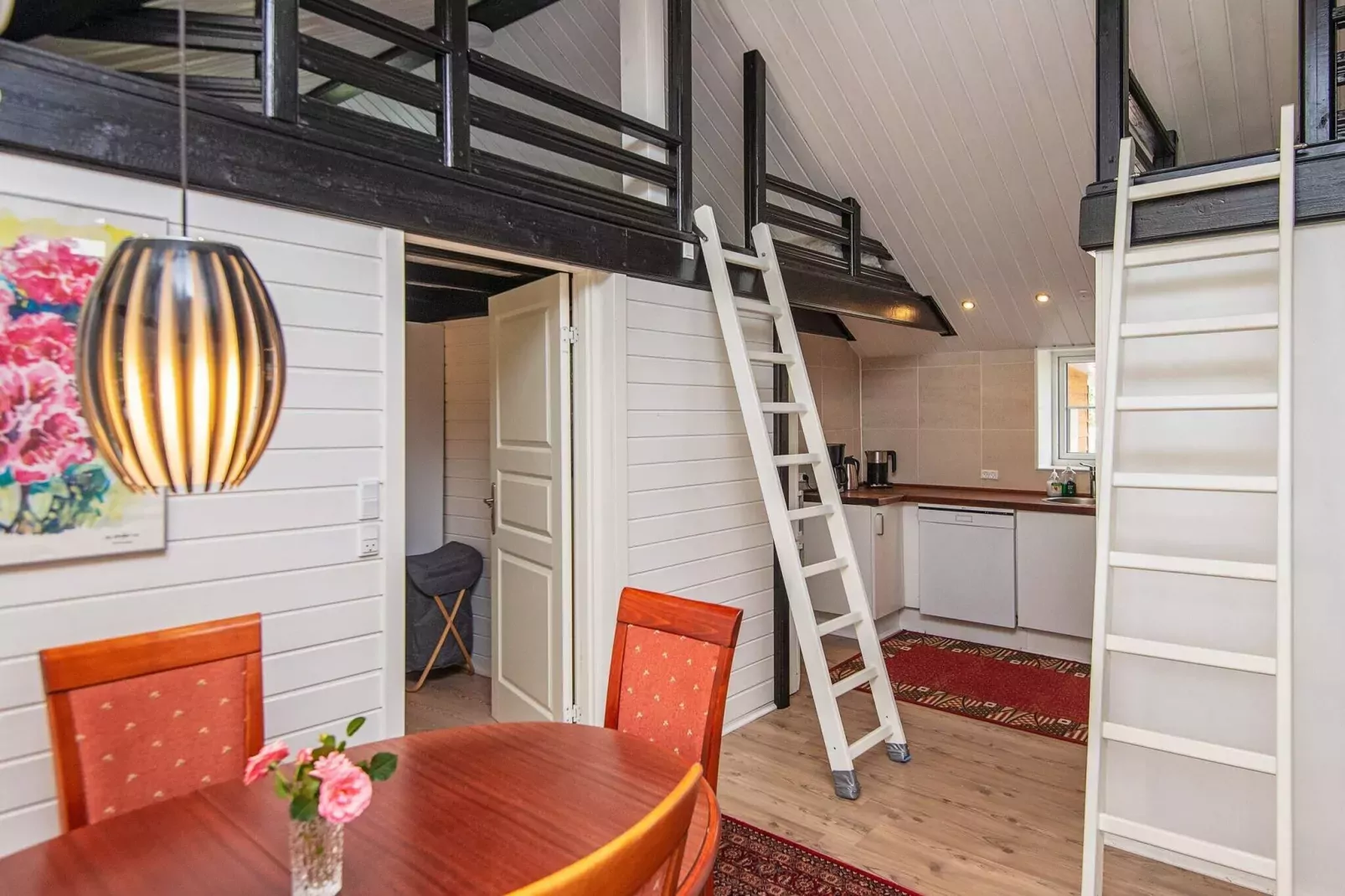 Enchanting Cottage with Whirlpool-By Traum-Indoor