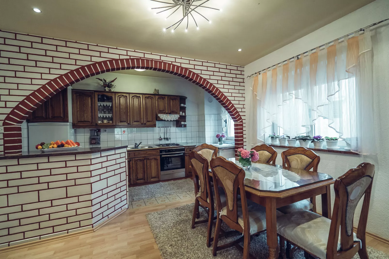 Villa Sucur-Salle à manger