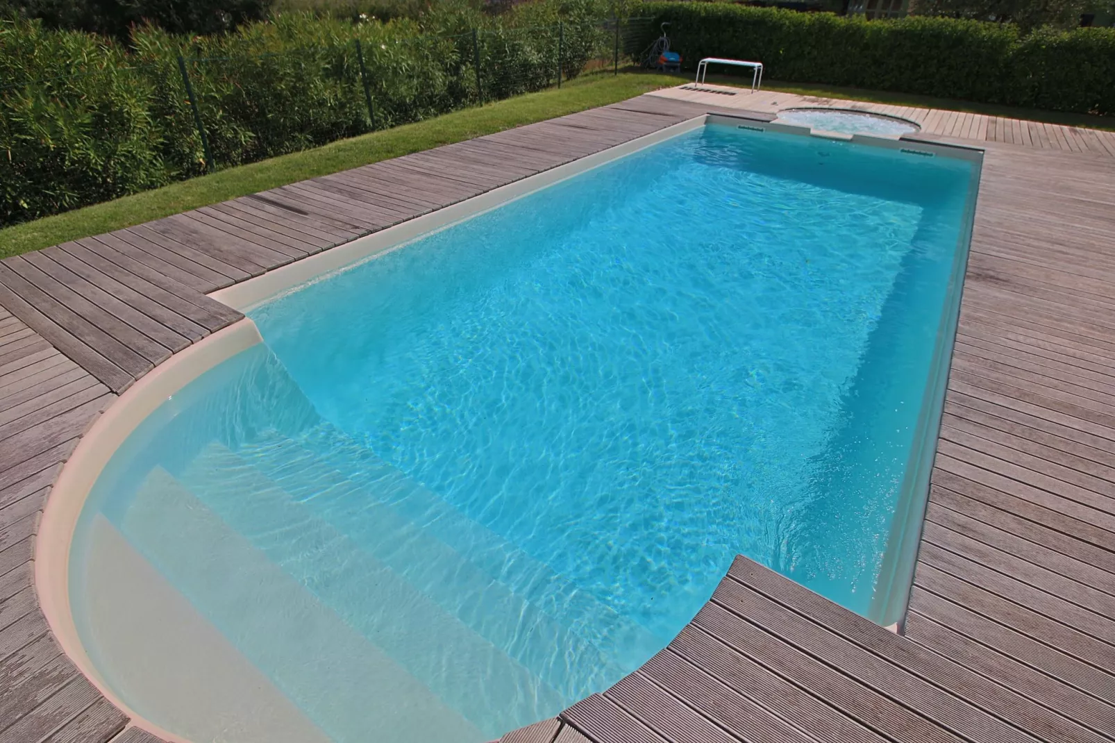 Daino-Pool