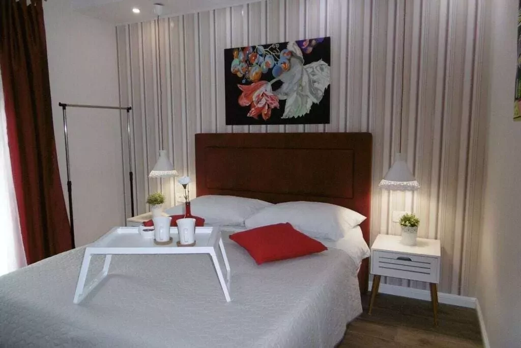 203144-Bedroom
