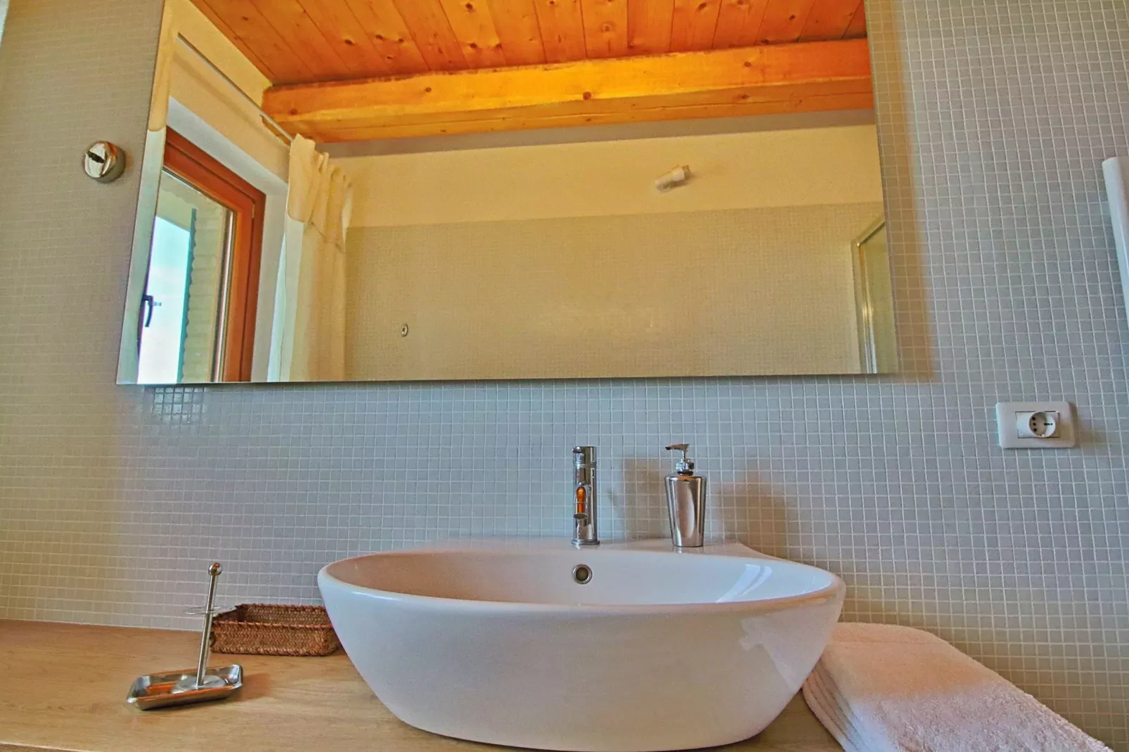 Daino-Bathroom
