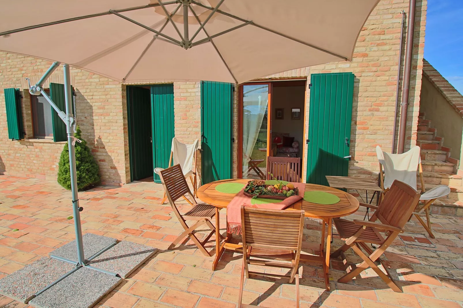 Daino-Terrace balcony