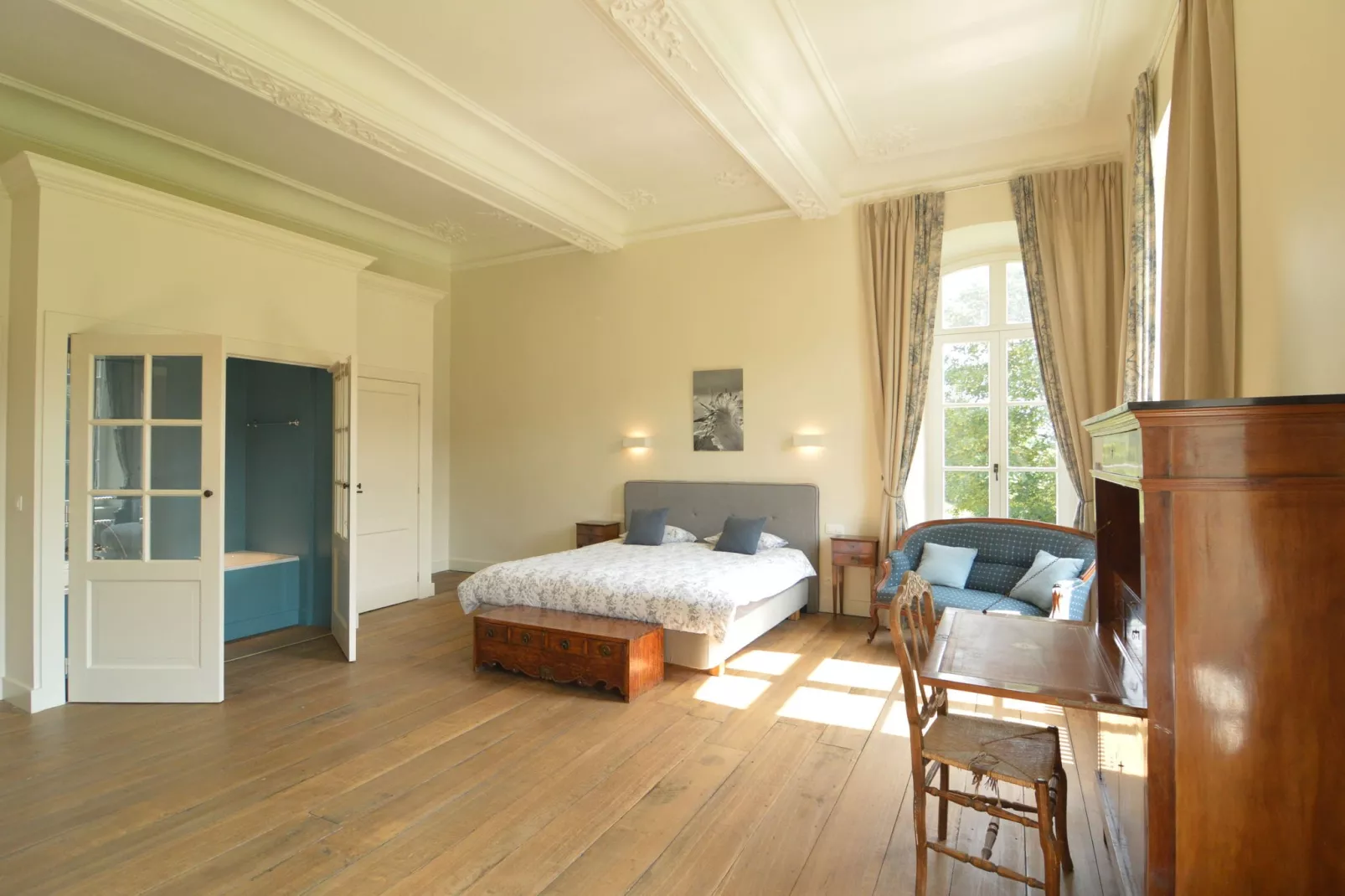 Chateau des Deux Etangs 36 pers-Bedroom