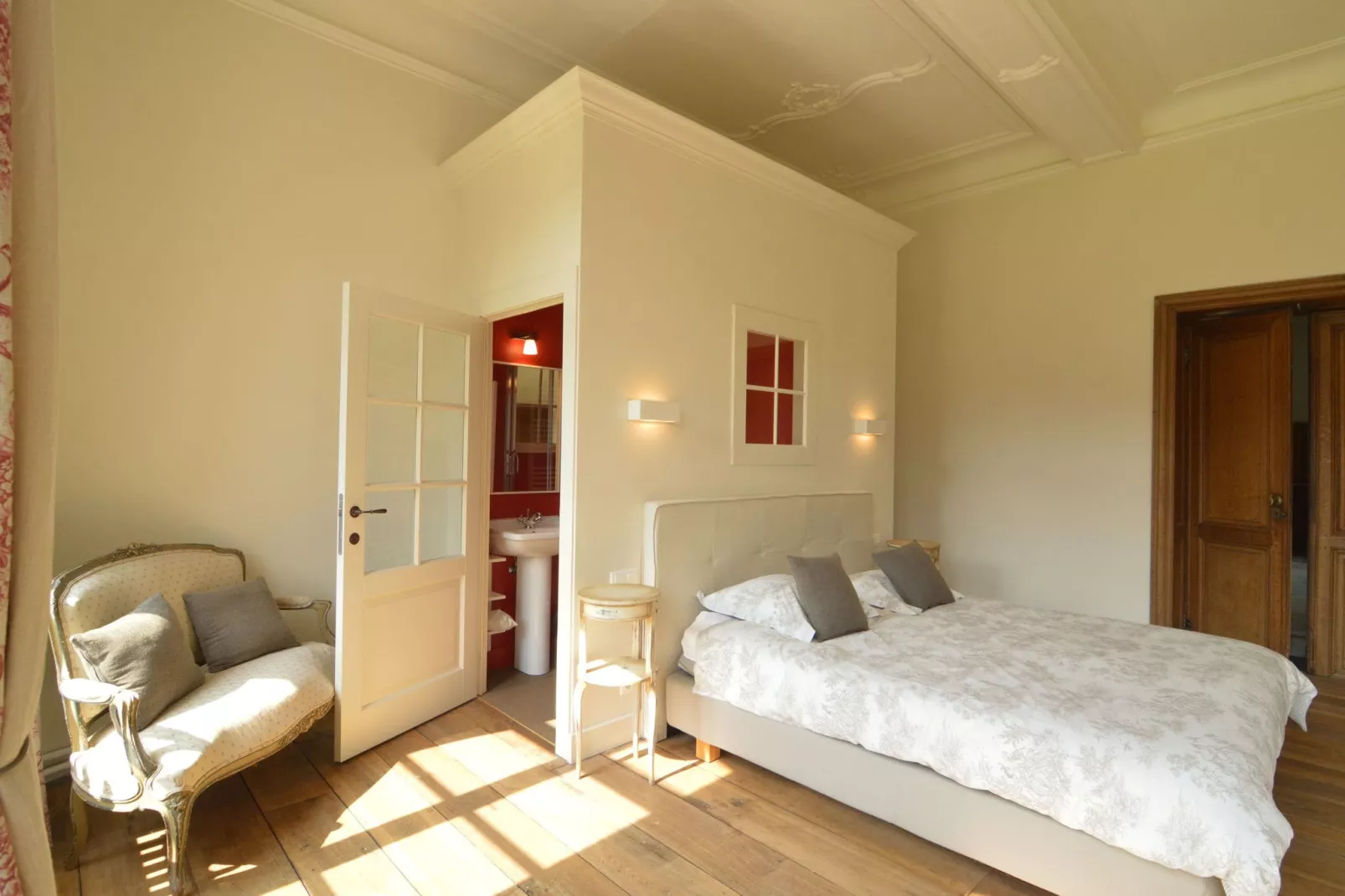 Chateau des Deux Etangs 36 pers-Bedroom