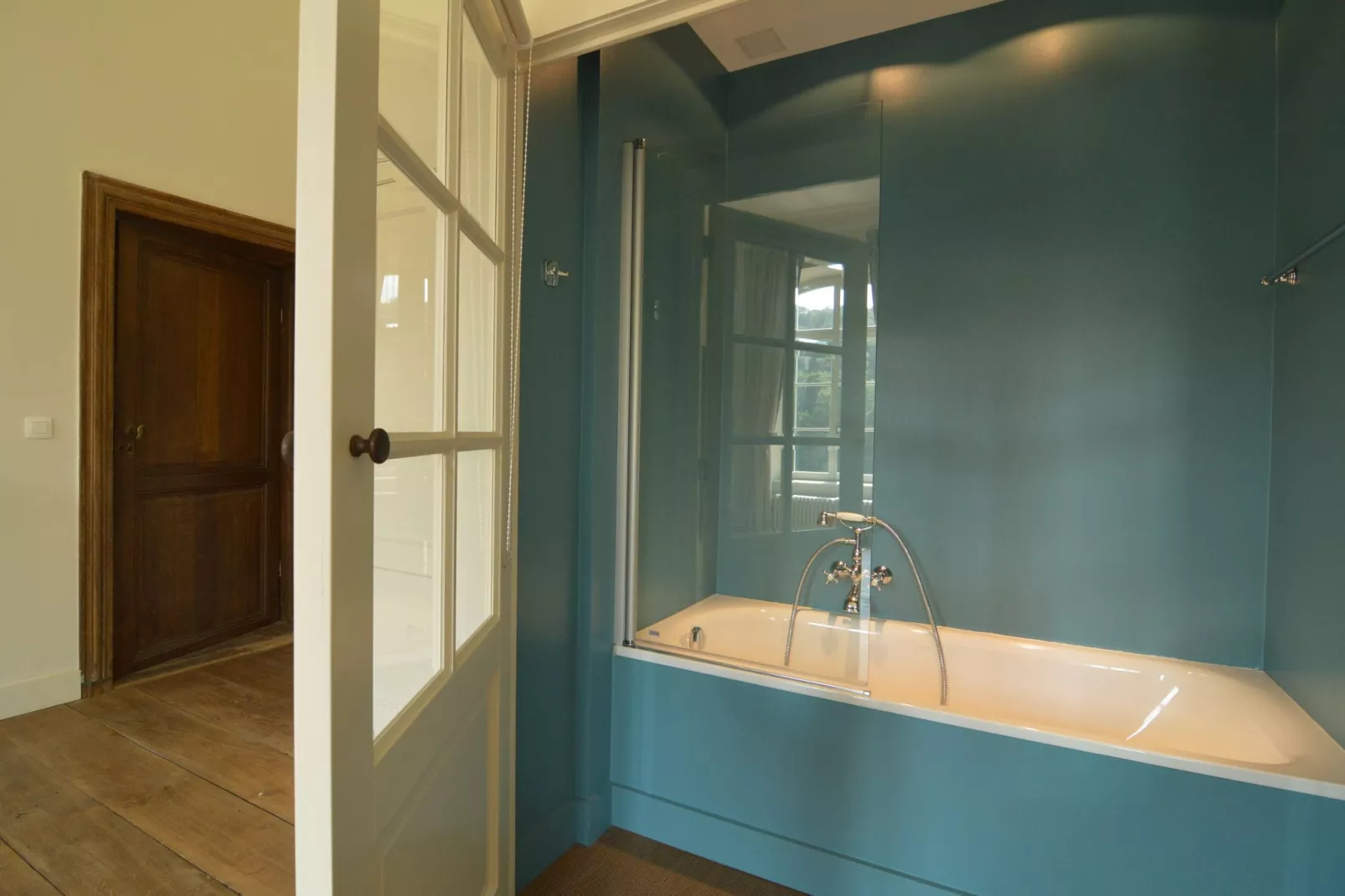 Chateau des Deux Etangs 36 pers-Bathroom