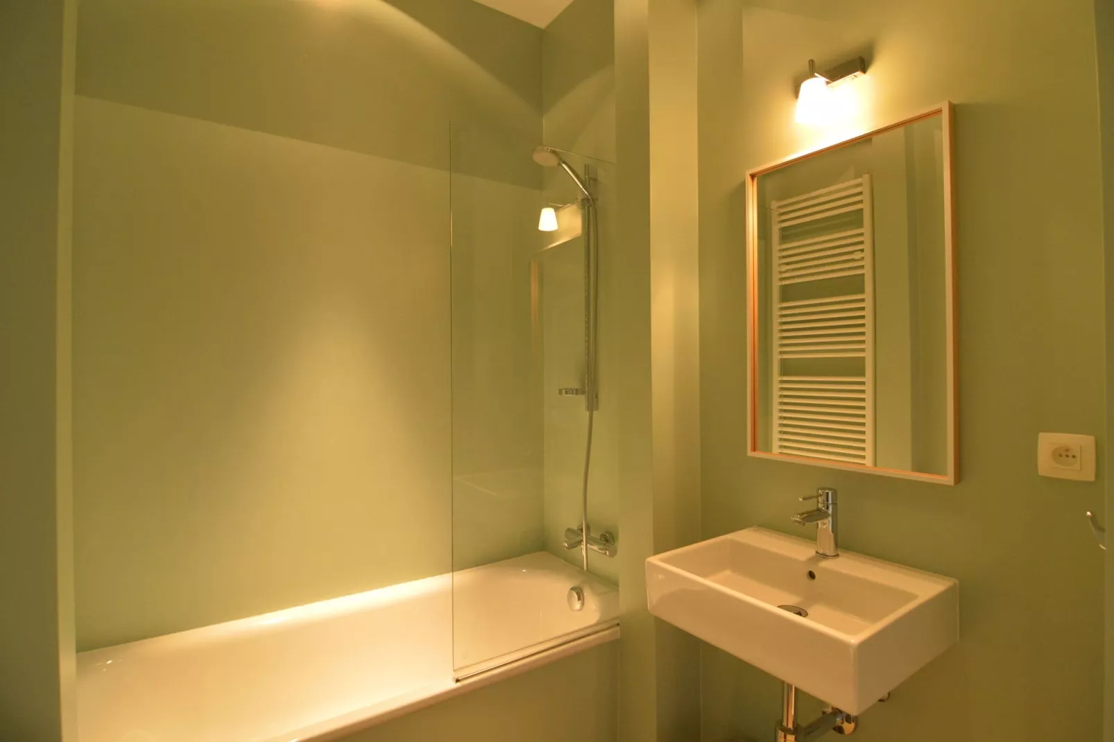 Chateau des Deux Etangs 36 pers-Bathroom