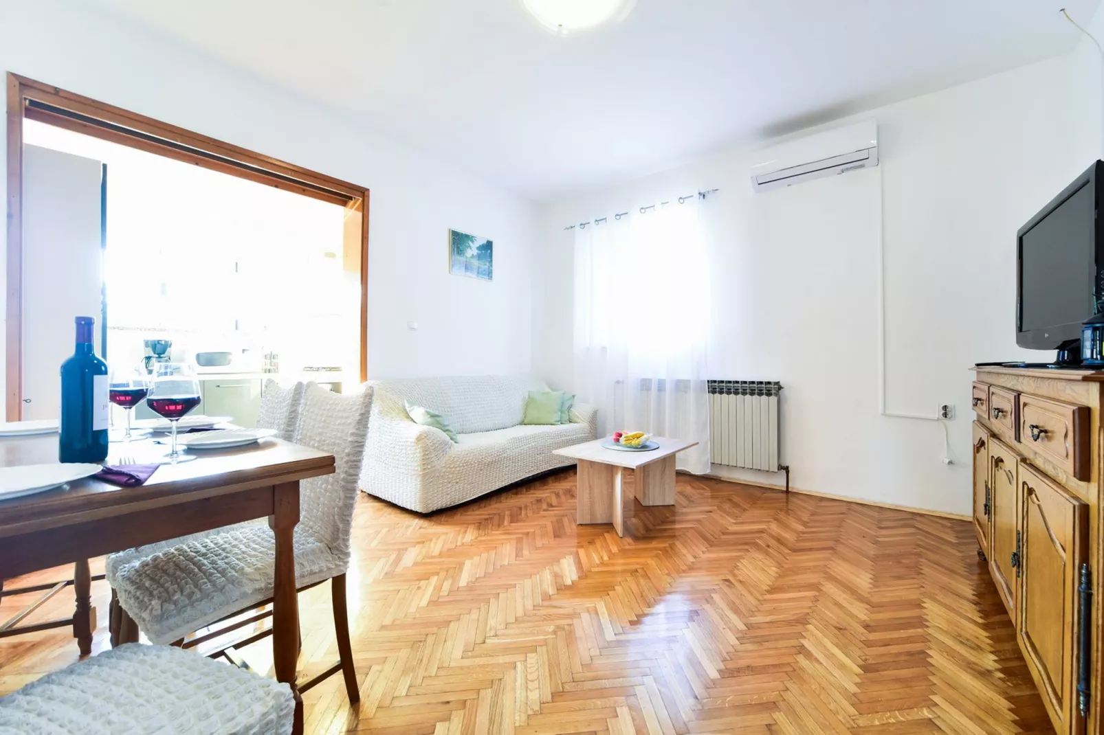 Apartment Josip-Living room