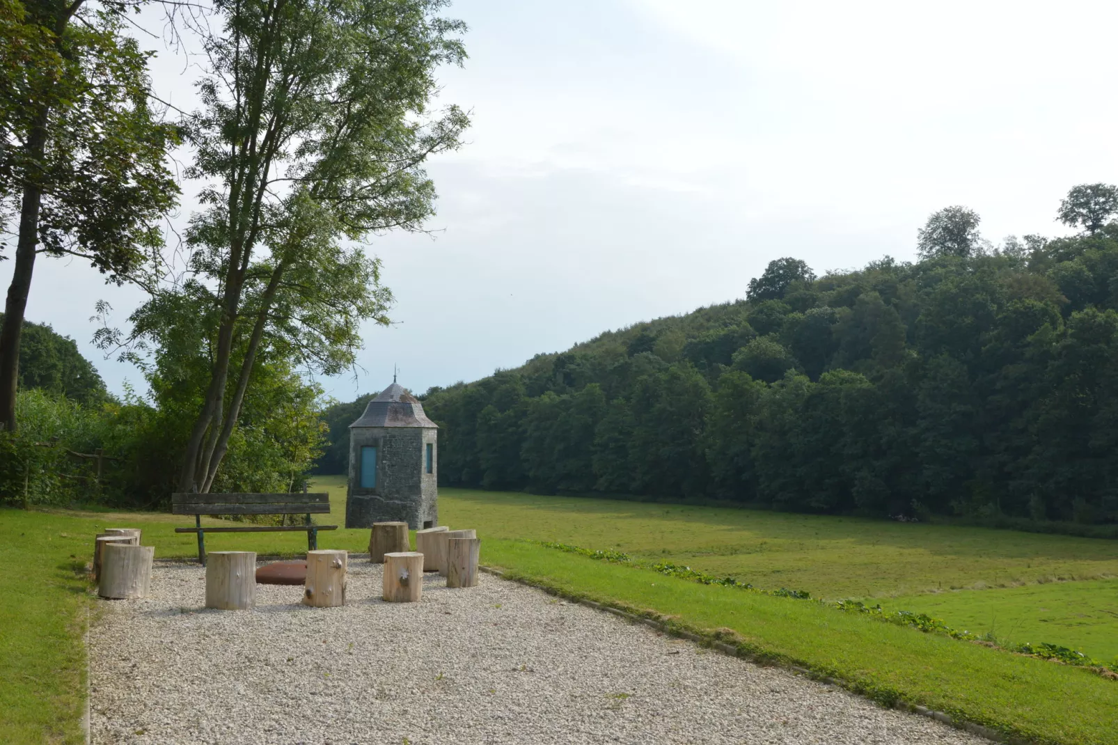 Chateau des Deux Etangs 36 pers-Facilities