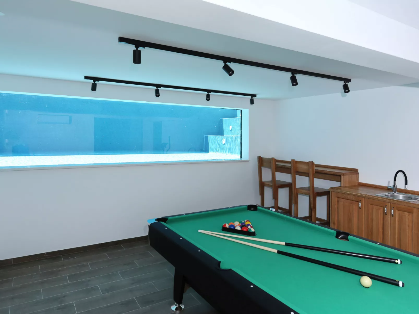 Villa Petra-Inside