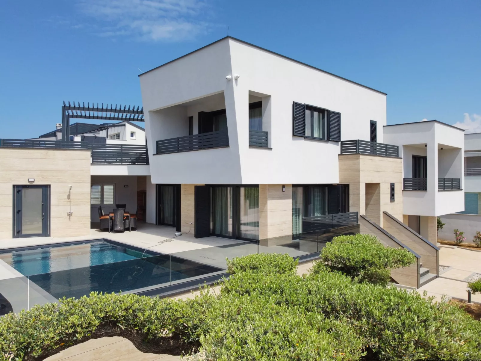 Villa Petra-Outside