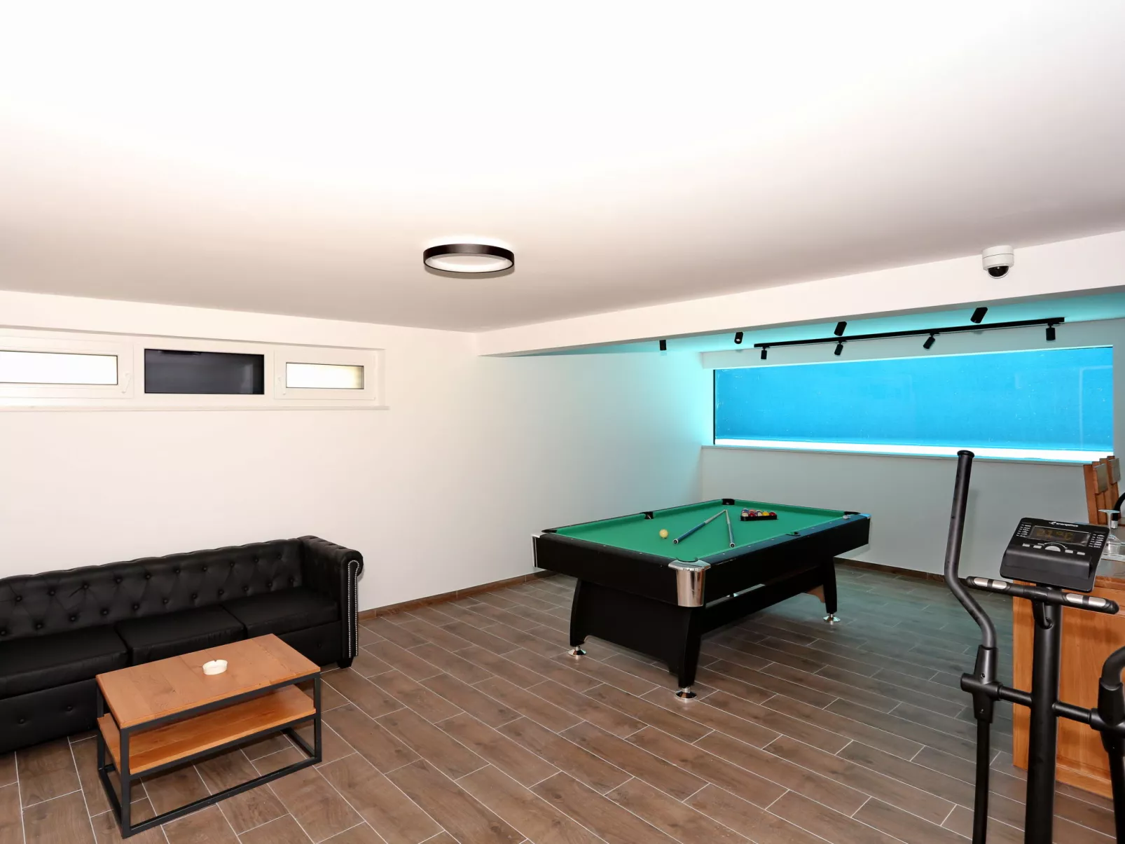 Villa Petra-Inside