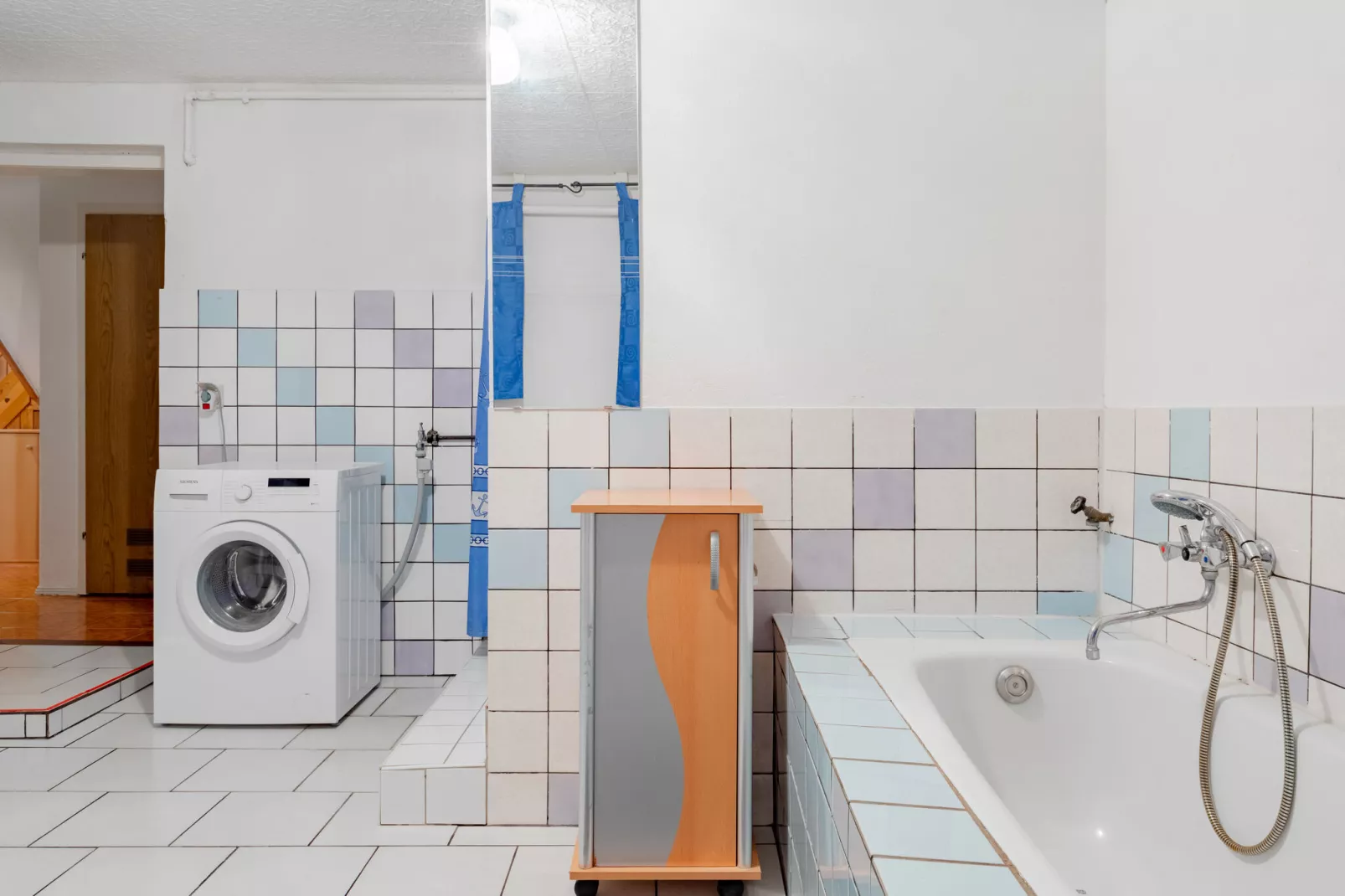 Ferienwohnung im Birkenweg-Badezimmer