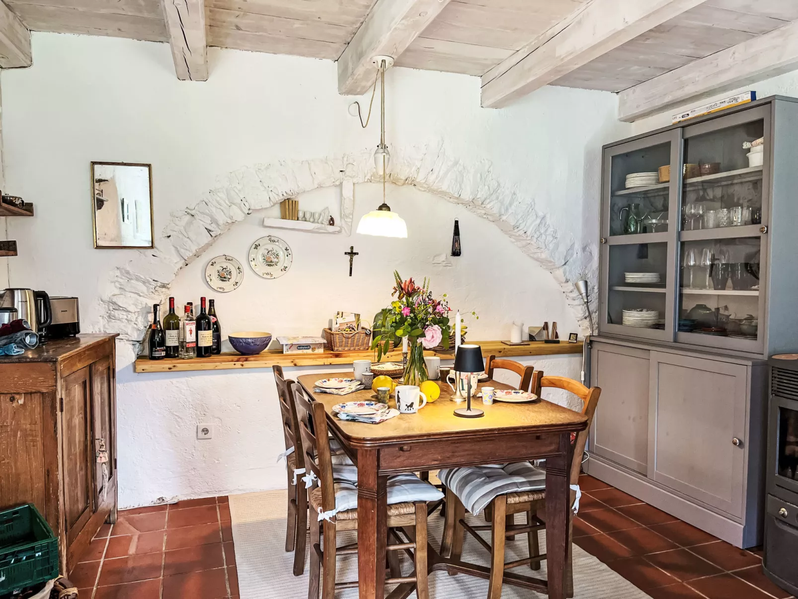Castagna-Inside