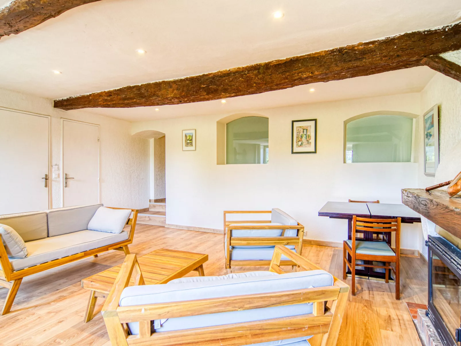 La Ferme-Inside