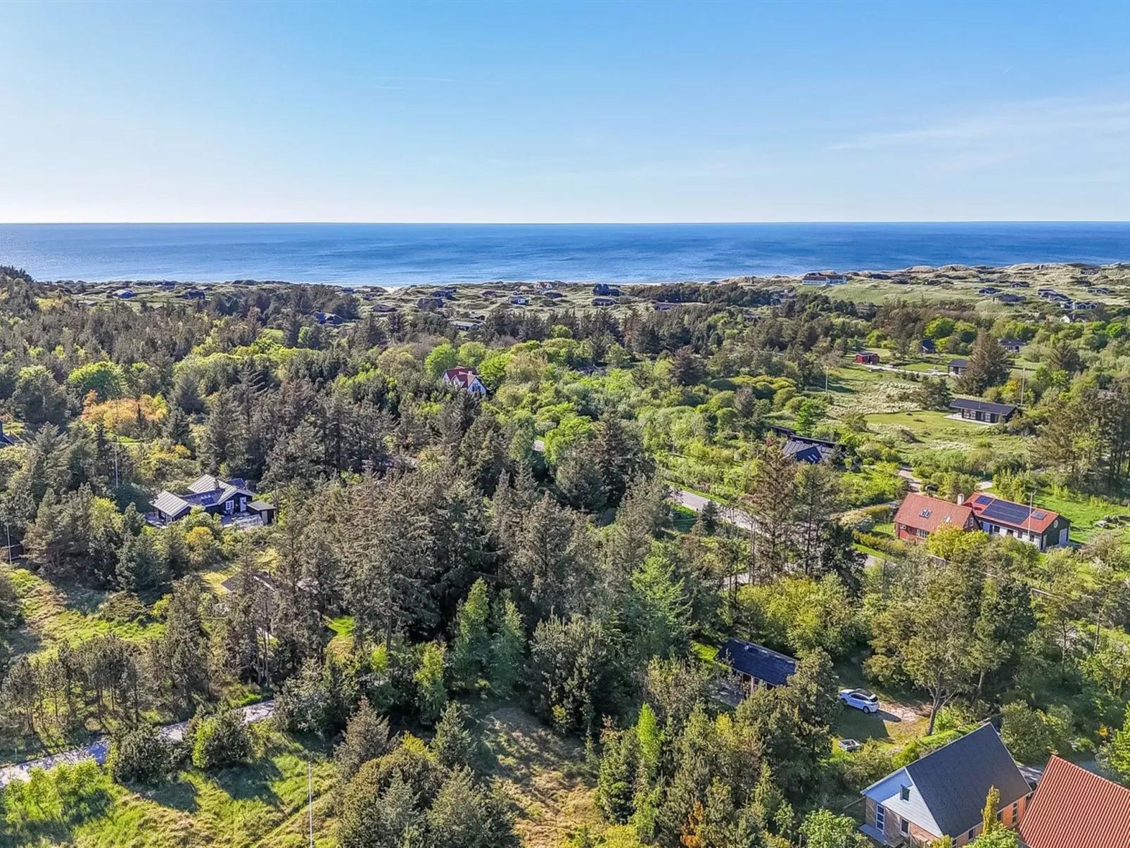 "Winder" - 1.3km from the sea-Outside