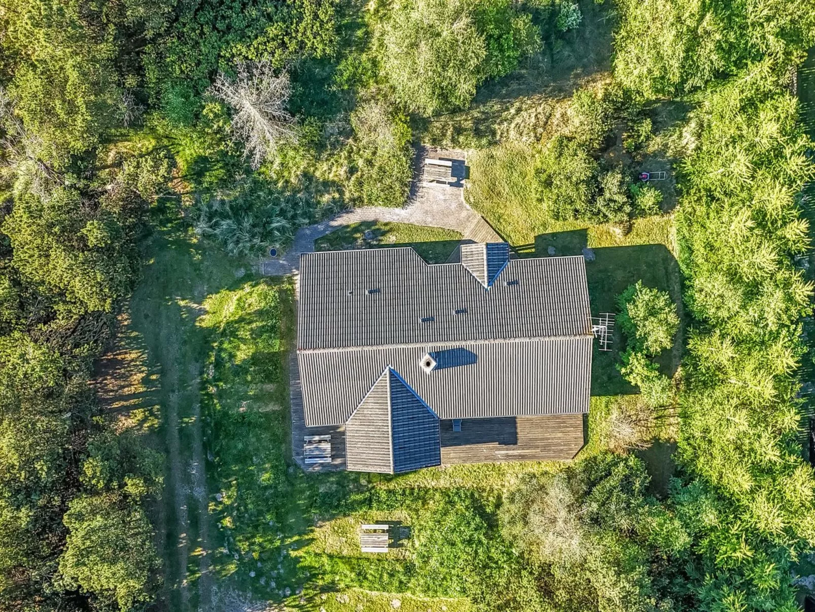 "Winder" - 1.3km from the sea-Outside