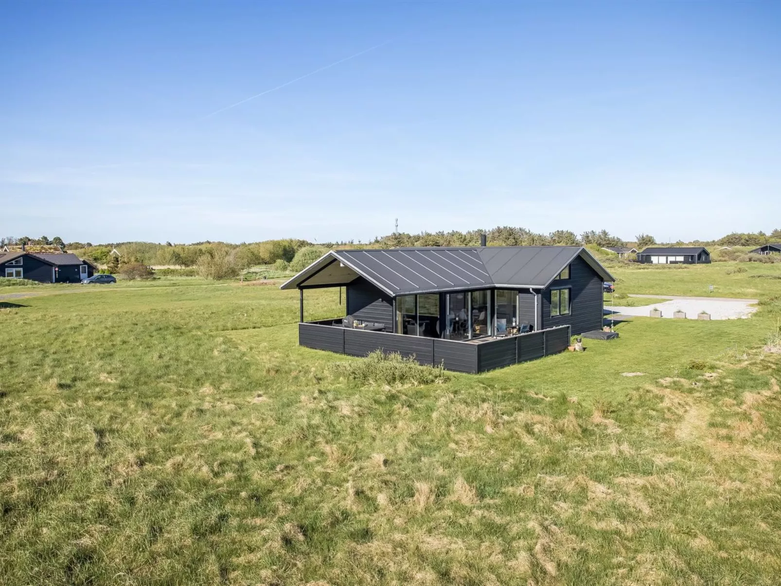 "Yaim" - 800m from the sea-Outside