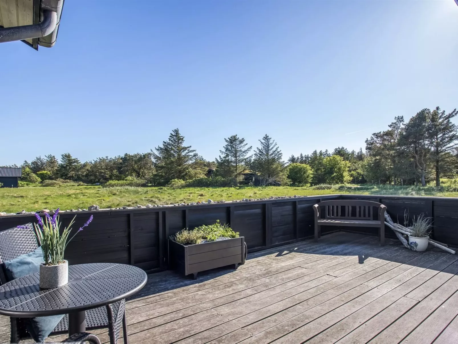 "Yaim" - 800m from the sea-Outside