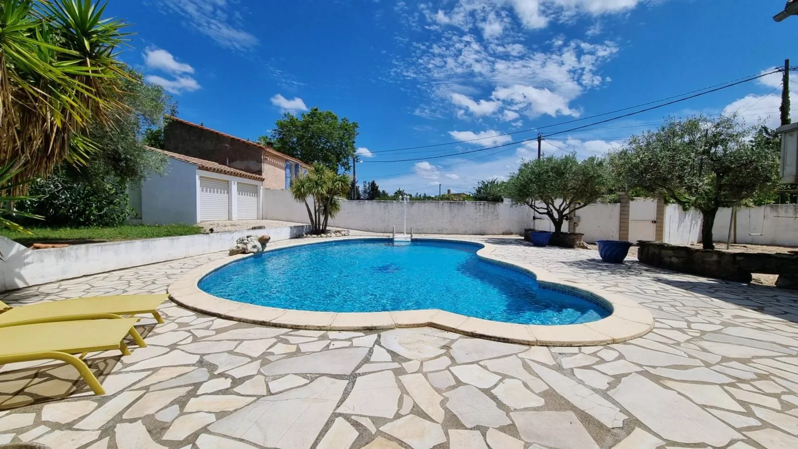 poolofhouse