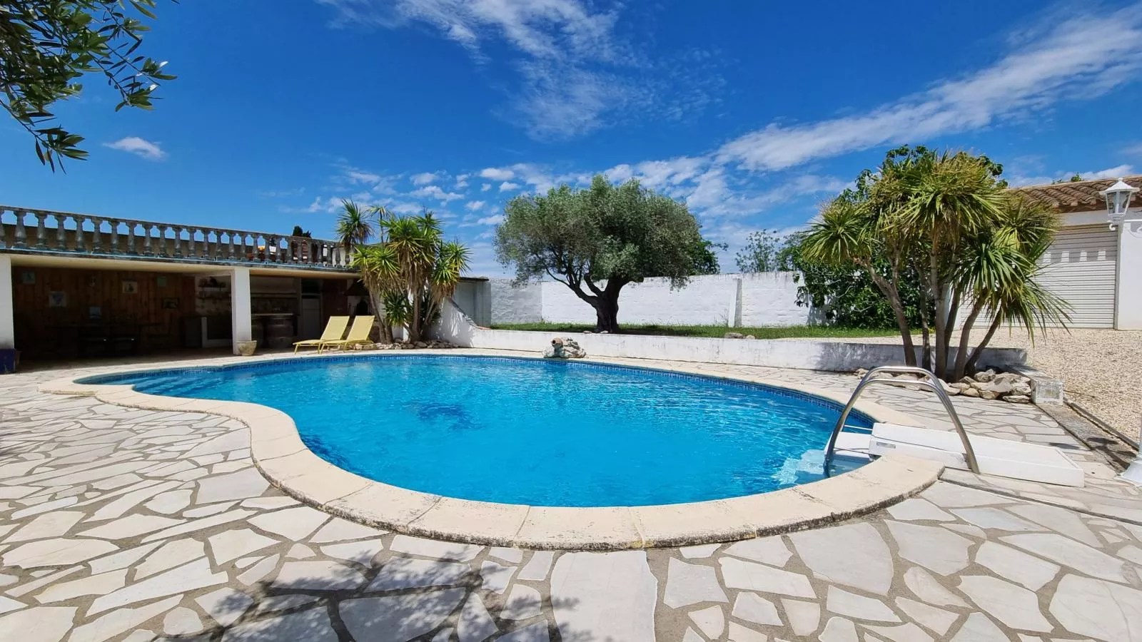 Louis-Pool