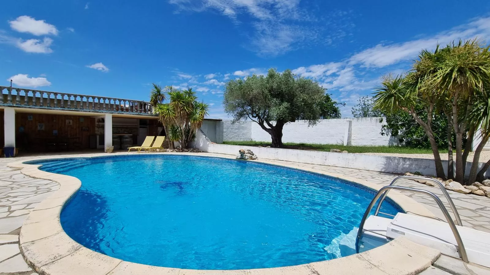 Louis-Pool