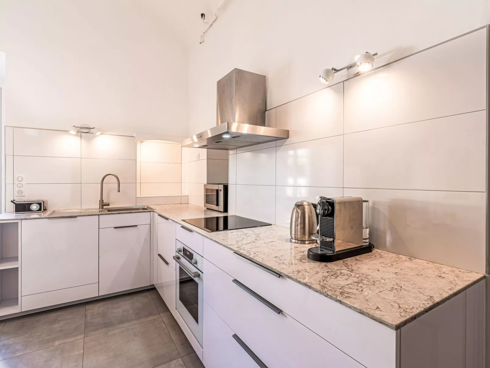 Casa Grandval-Inside