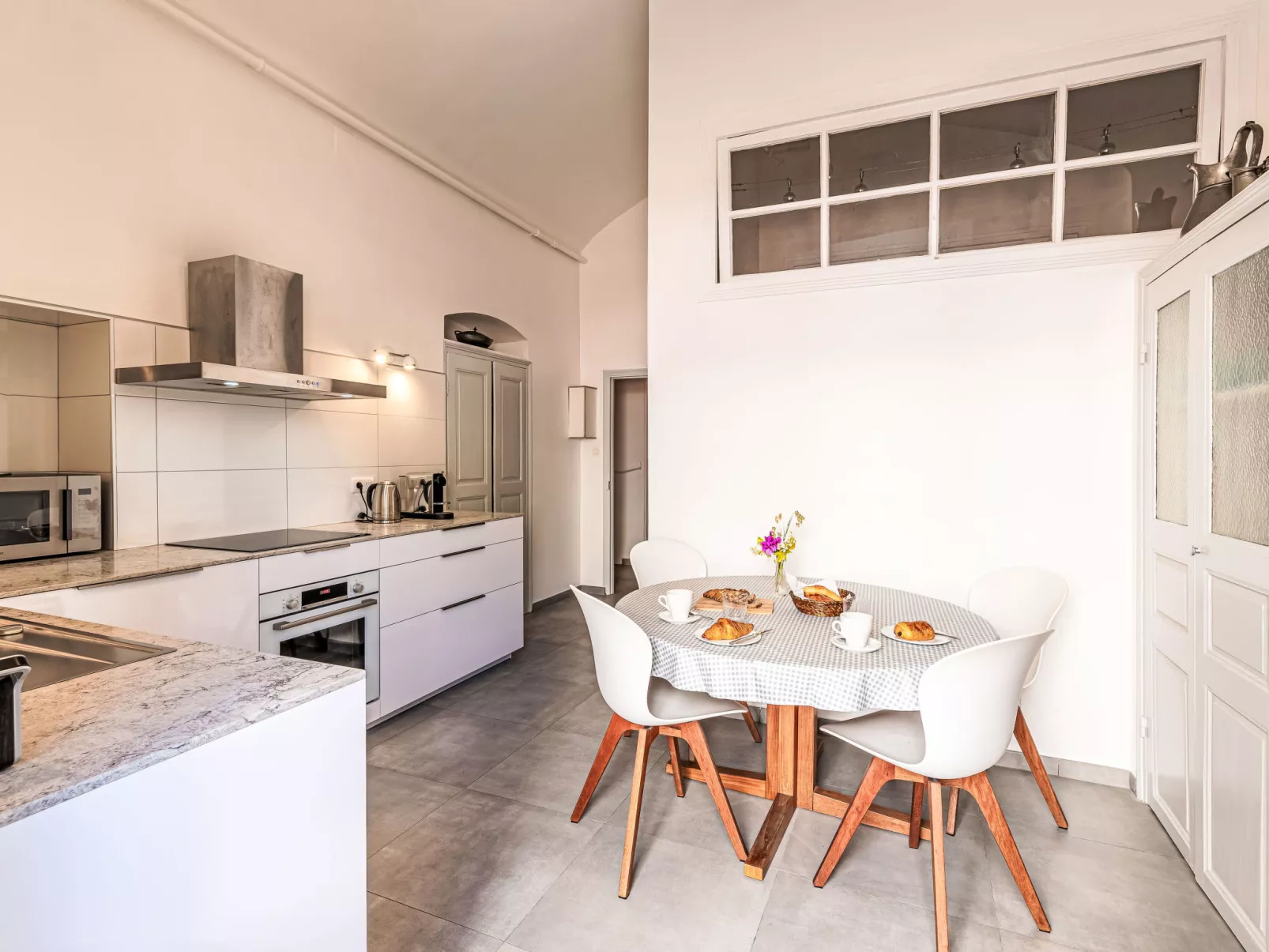 Casa Grandval-Inside