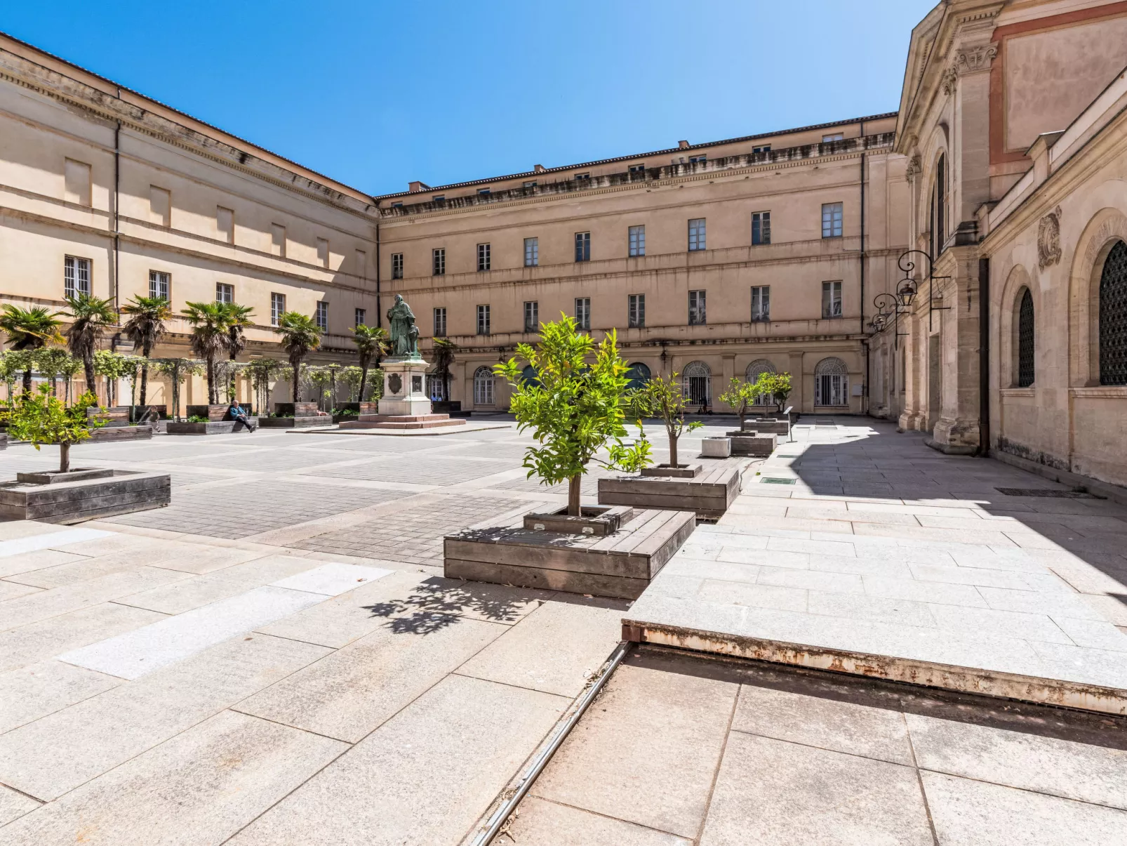 Casa Grandval-Area