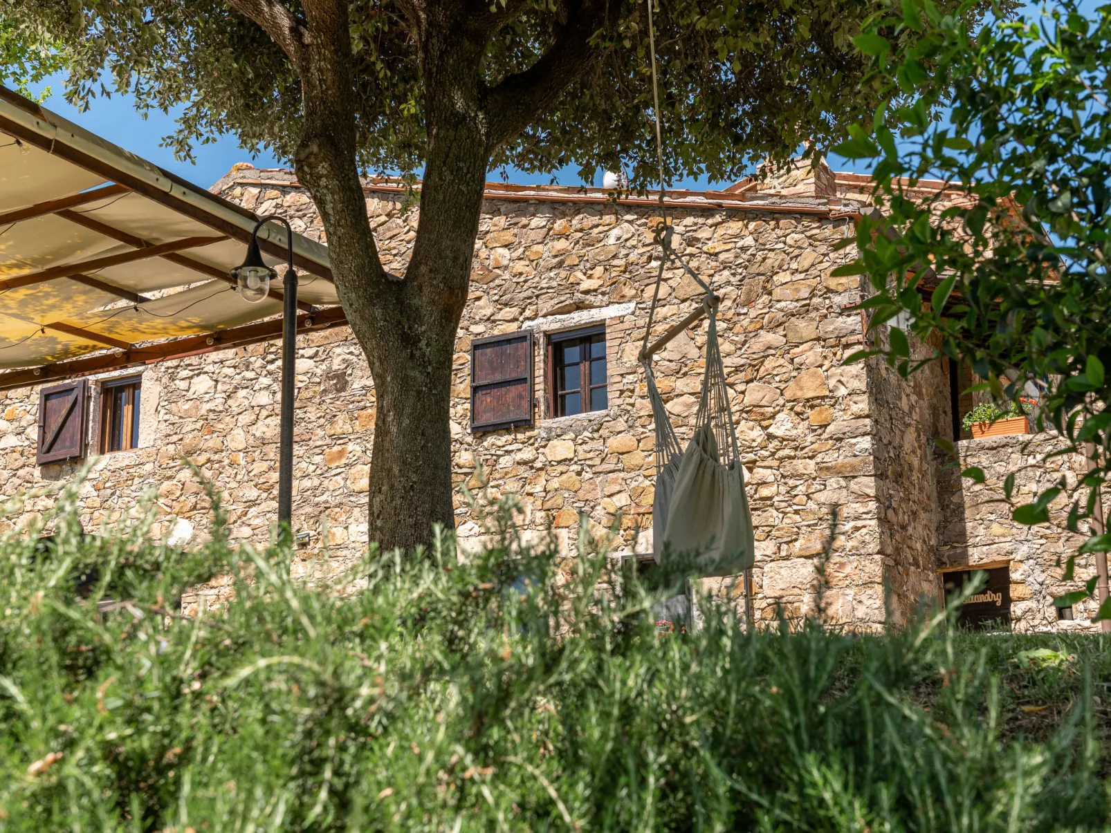 Montecavallo-Outside