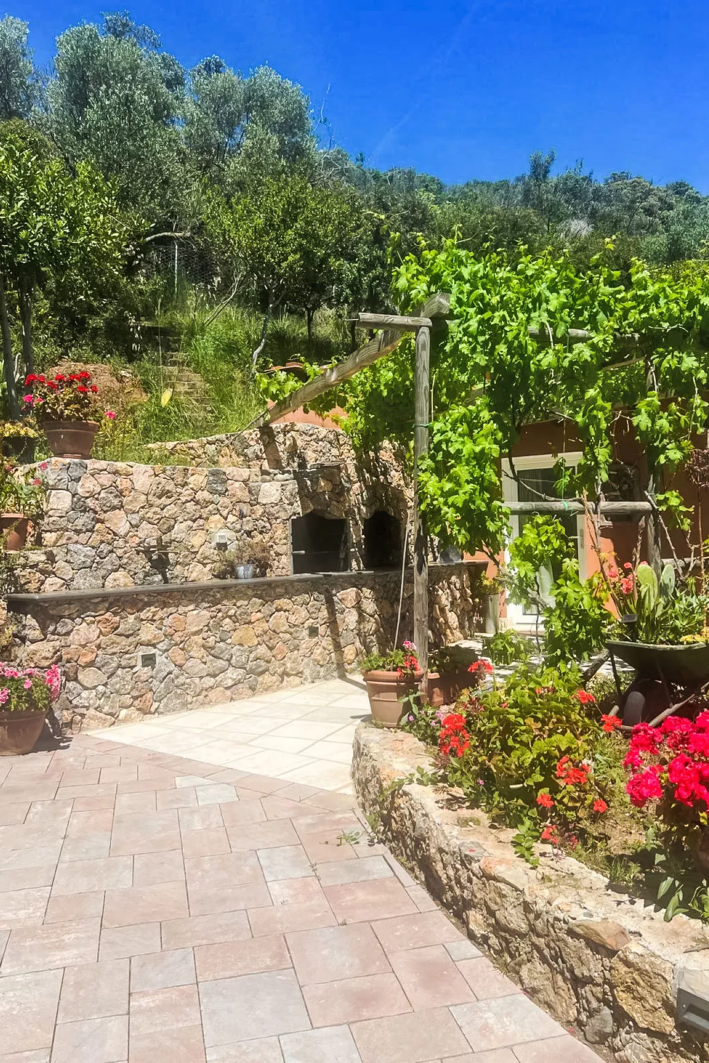 La Tordara-Outside