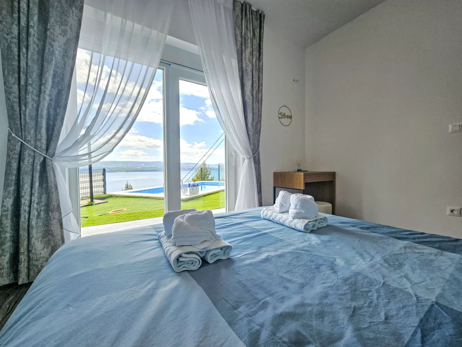 Luxury Apartman Mir-Inside