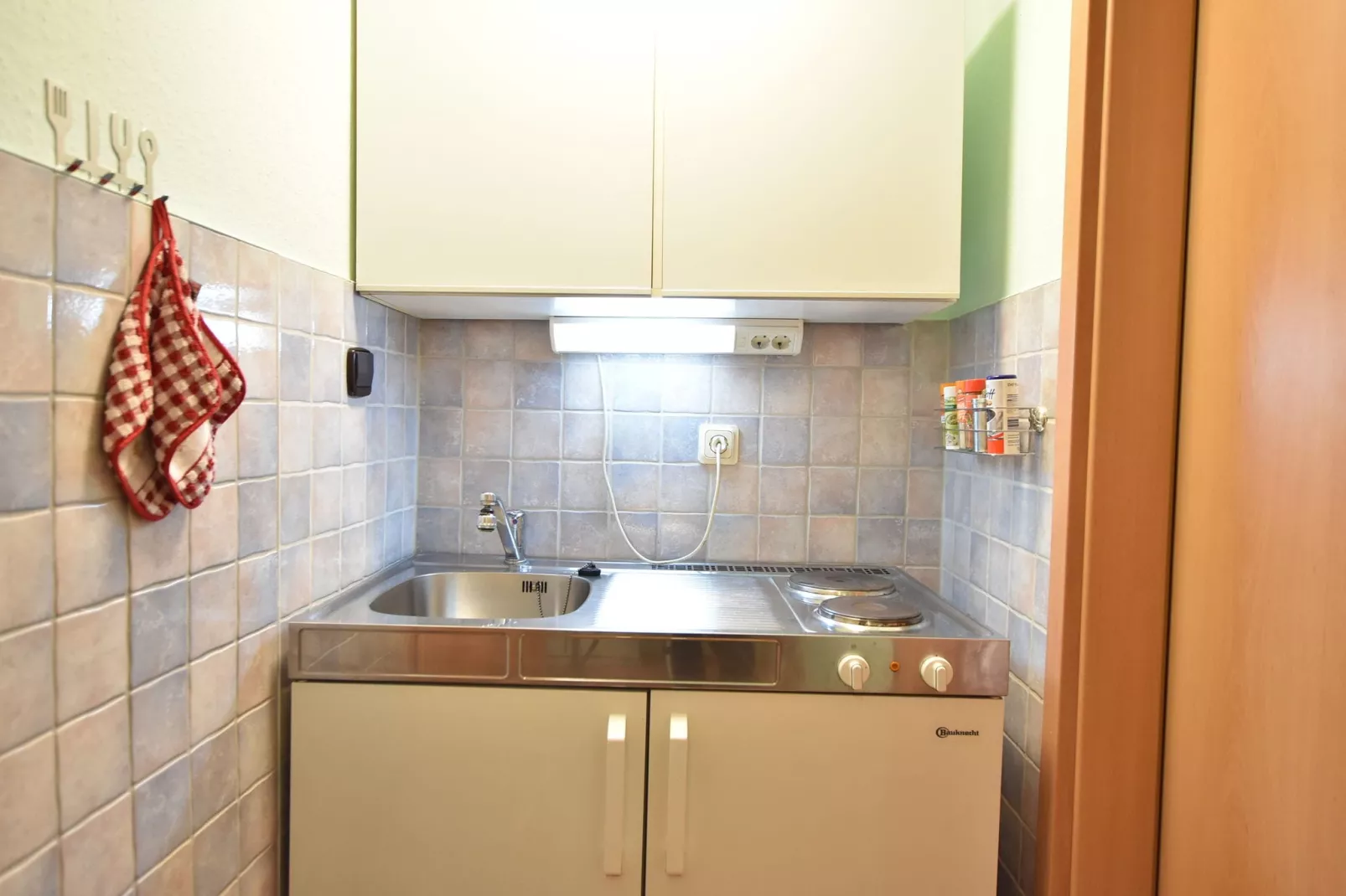 Lerchenzimmer im Reetdachhaus-Kitchen