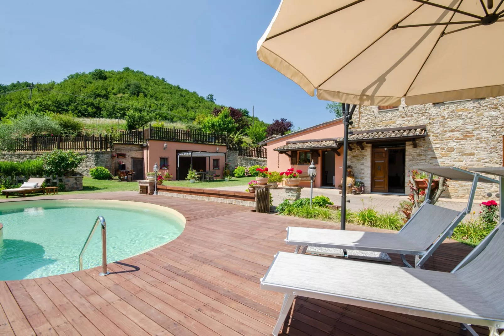 Villa Angolo Fiorito-Pool