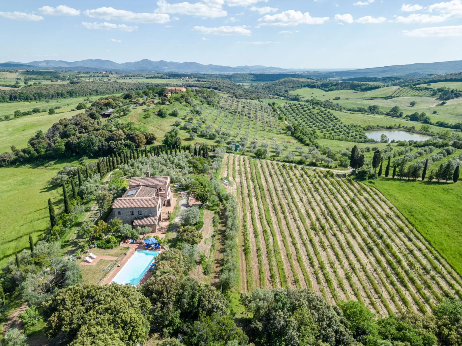 Villa Marsiliana-Outside