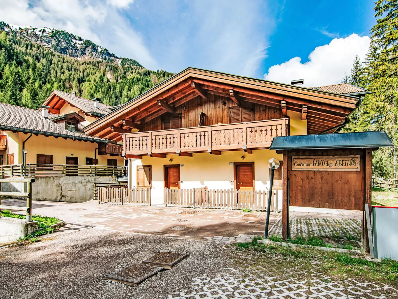 Condominio Parco degli abeti-Dehors