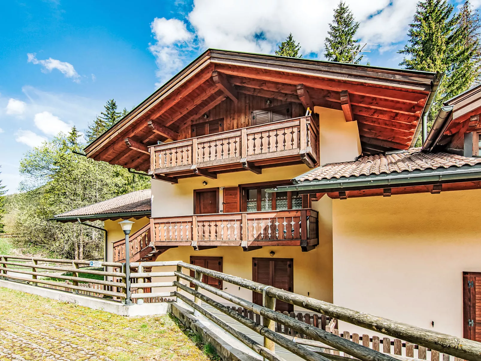 Condominio Parco degli abeti-Dehors