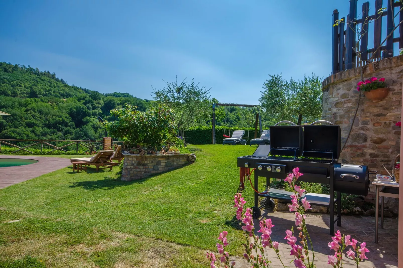Villa Angolo Fiorito-Gardens summer