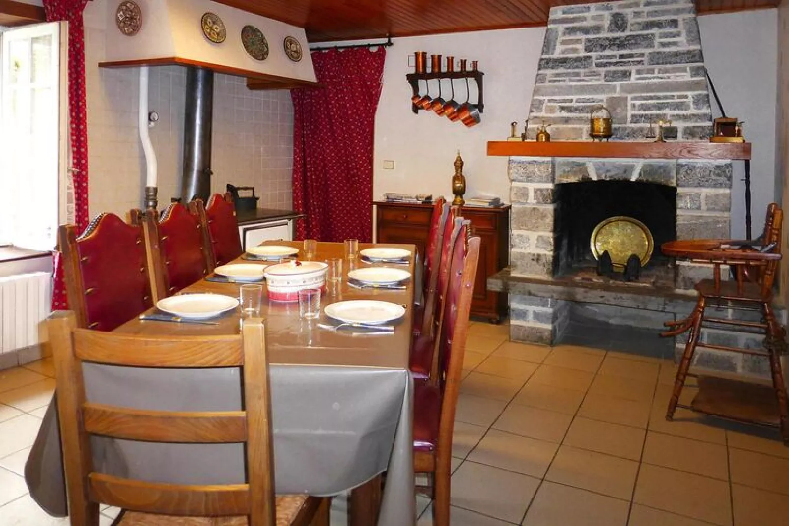 Holiday home St Maurice-en-Cotentin-Dining room