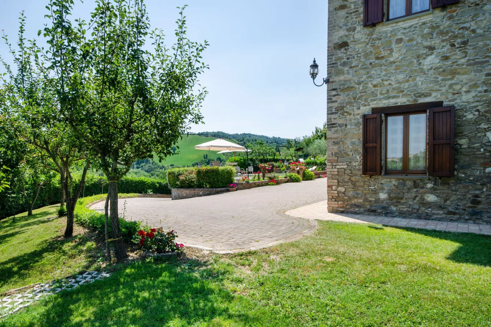 Villa Angolo Fiorito-Terrace balcony