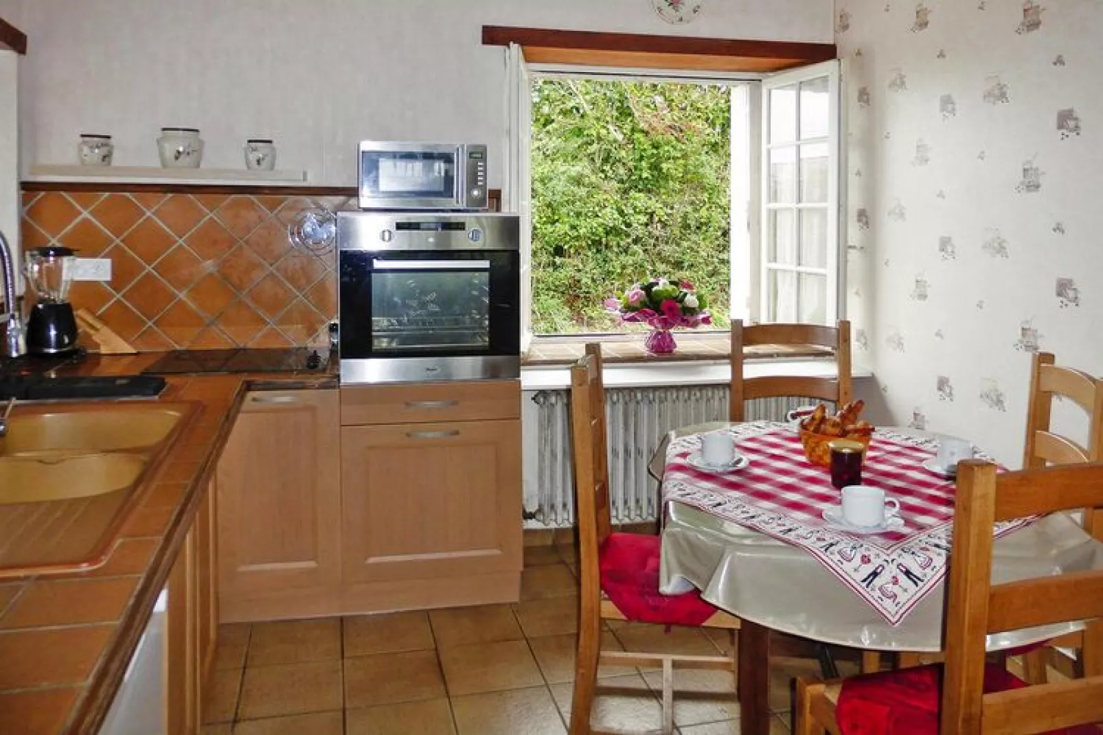 Holiday home St Maurice-en-Cotentin-Kitchen