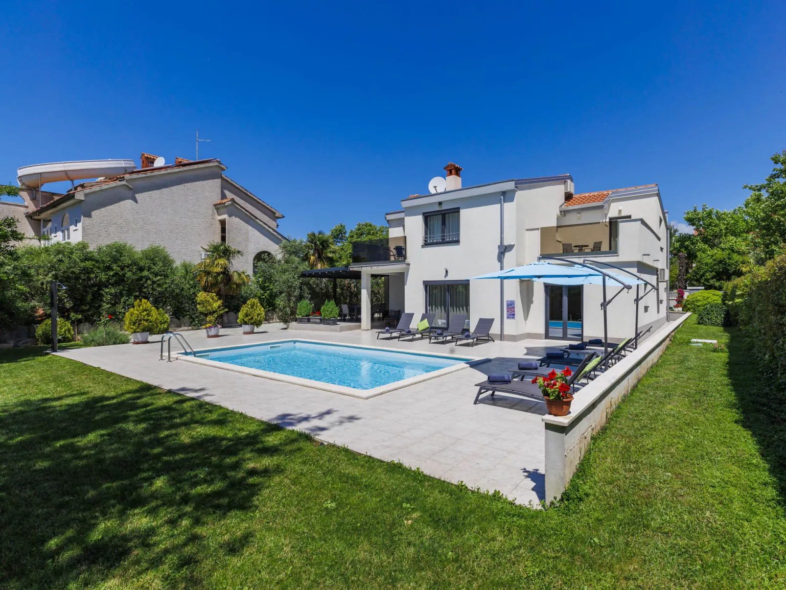 Villa Romina-Draußen