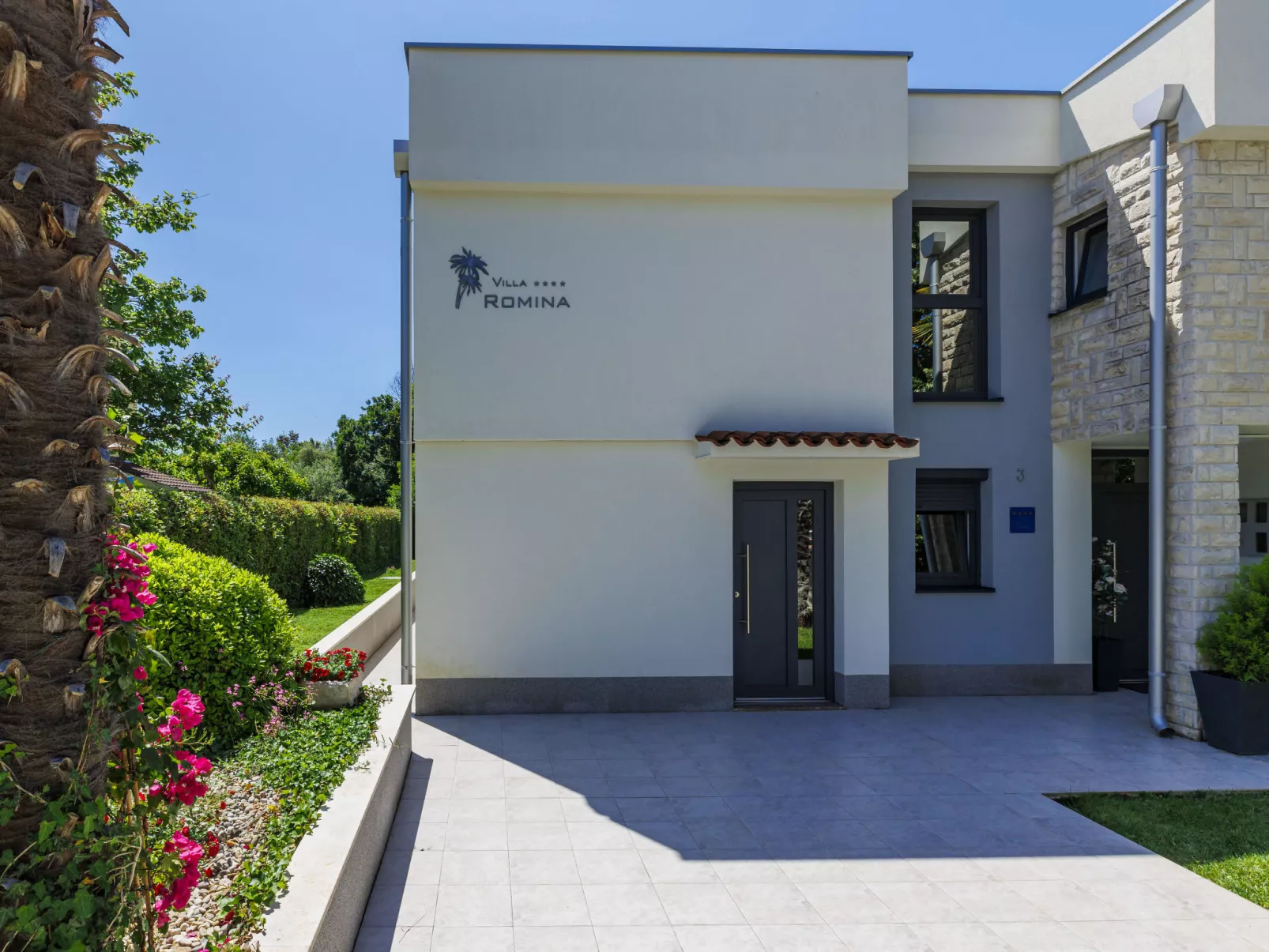 Villa Romina-Draußen